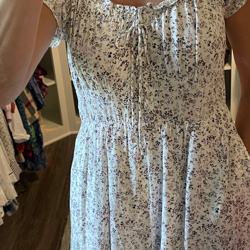 Jcrew size 6 floral dress in like new condition - Picture 2 of 2
